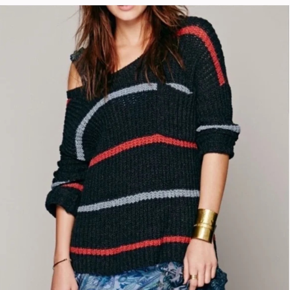 Free People Oversized Sweater with Stripes Size Small Gray with Blue Str…